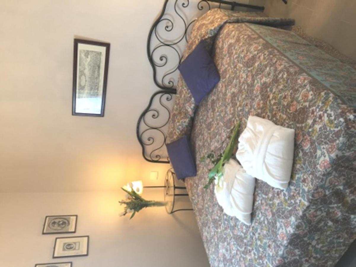 Agriturismo Fiamberta Bed & Breakfast Certosa di Pavia Bagian luar foto