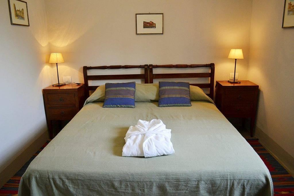 Agriturismo Fiamberta Bed & Breakfast Certosa di Pavia Bagian luar foto